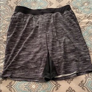 Lululemon- 9” THE SHORT *With Liner